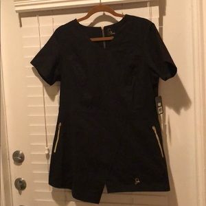 Jaanuu Scrub Top Black gold details asymmetric